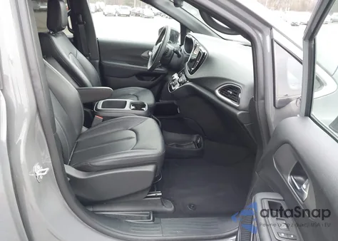 2025 Chrysler Pacifica Select z USA, uszkodzony, nr VIN 2C4RC1BG3SR532236